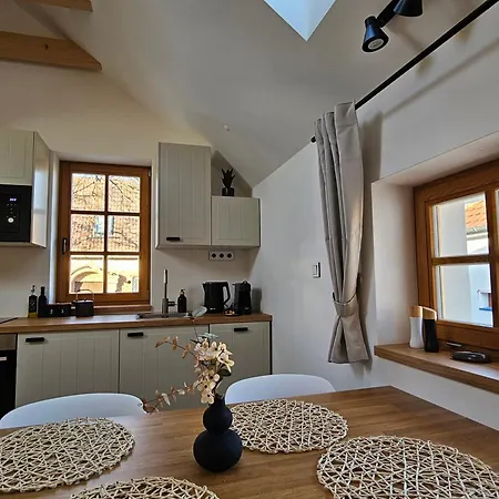 Apartment Pod Vinohradem - & Vinne Sklepy *